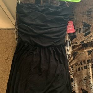 black strapless maxi dress